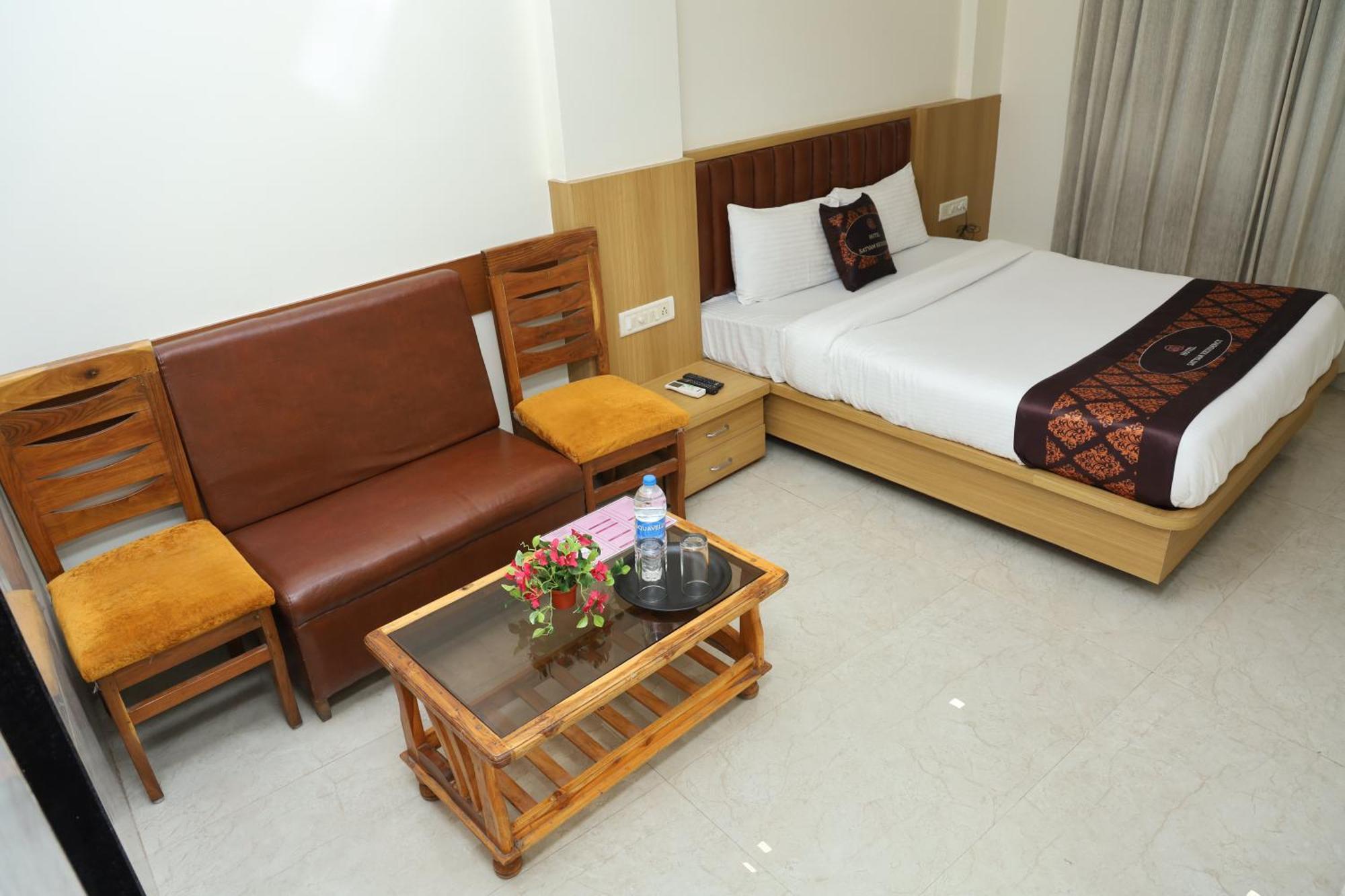 Hotel Satyam Residency Navi Mumbai Luaran gambar