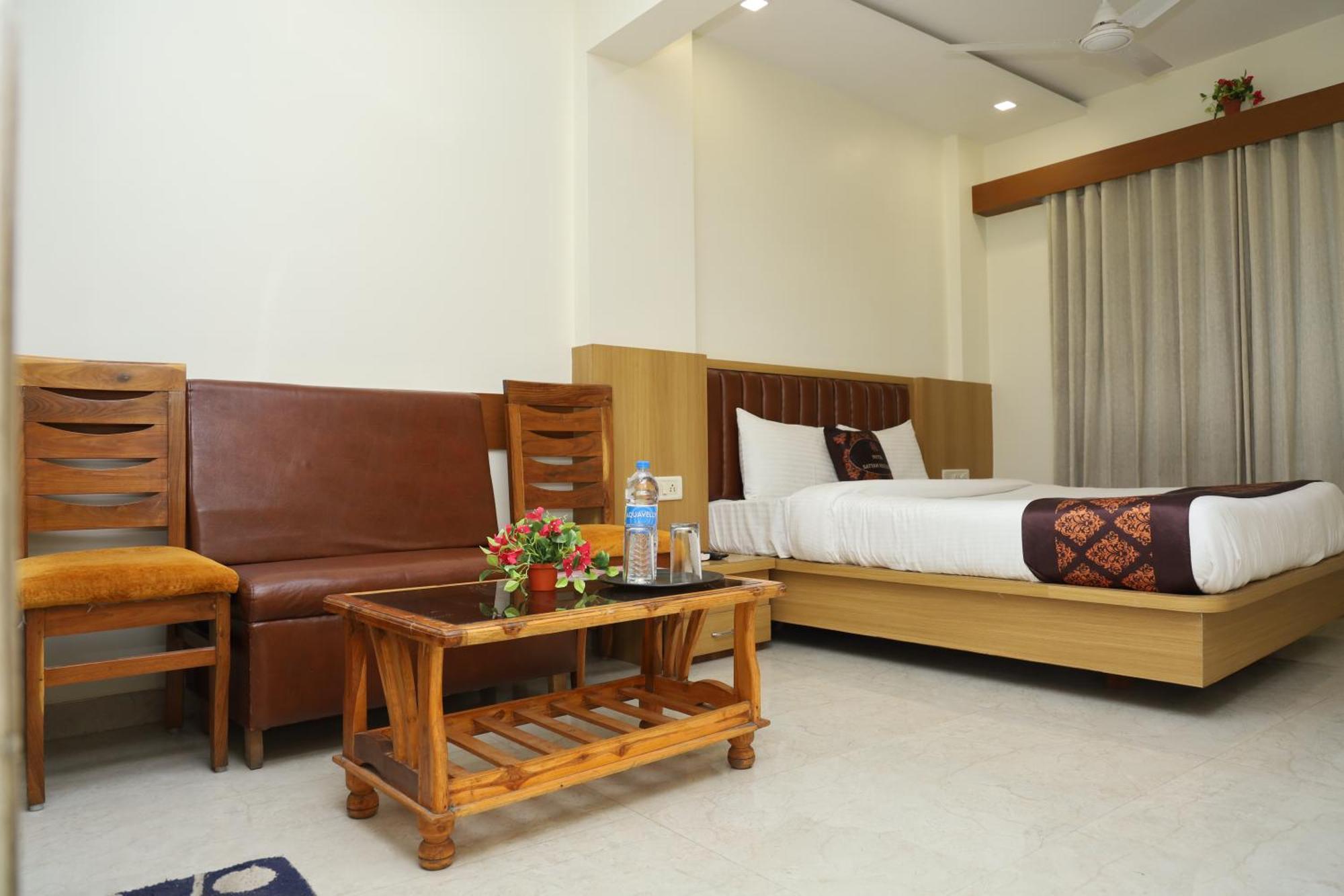 Hotel Satyam Residency Navi Mumbai Luaran gambar