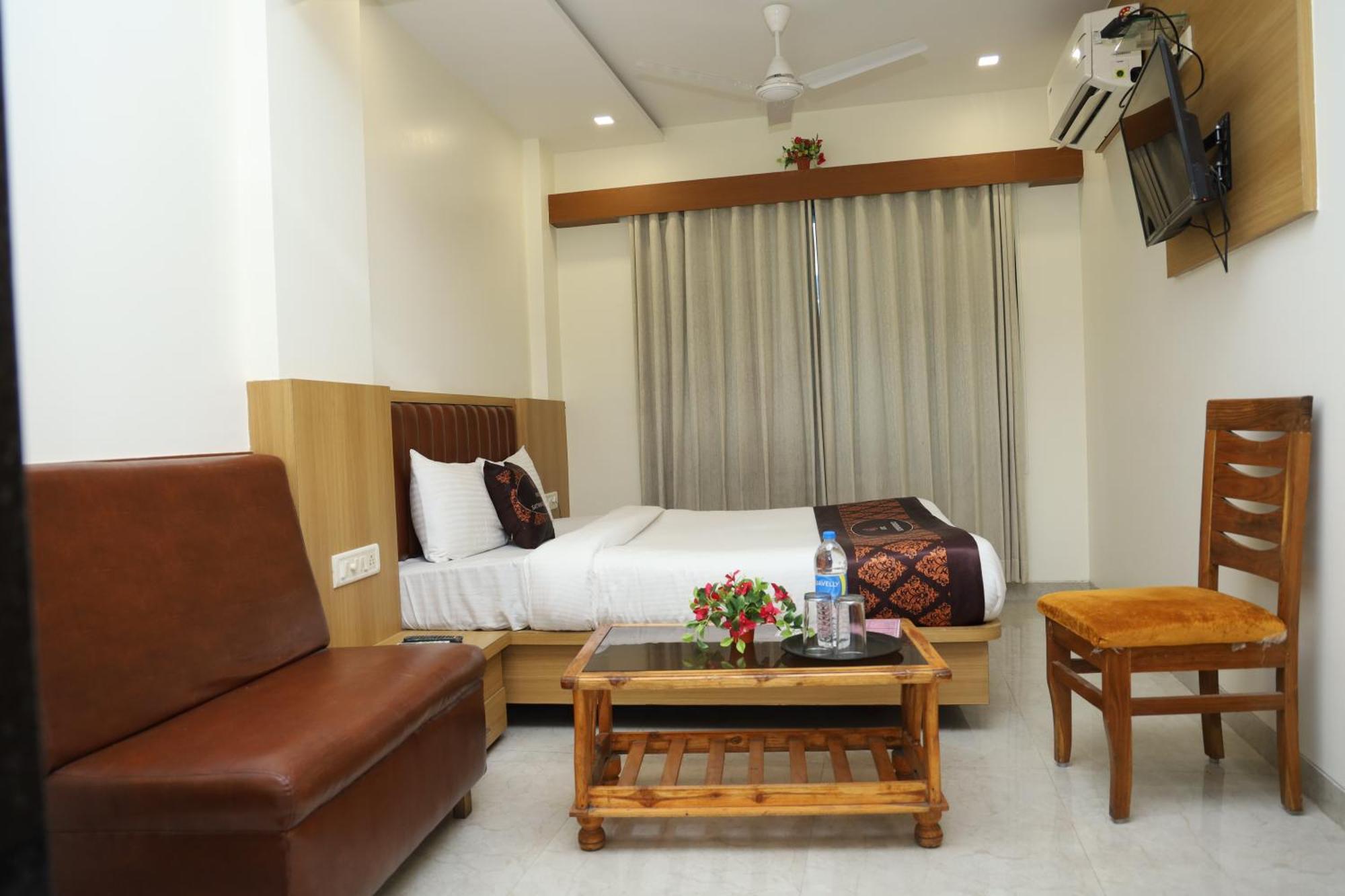 Hotel Satyam Residency Navi Mumbai Luaran gambar